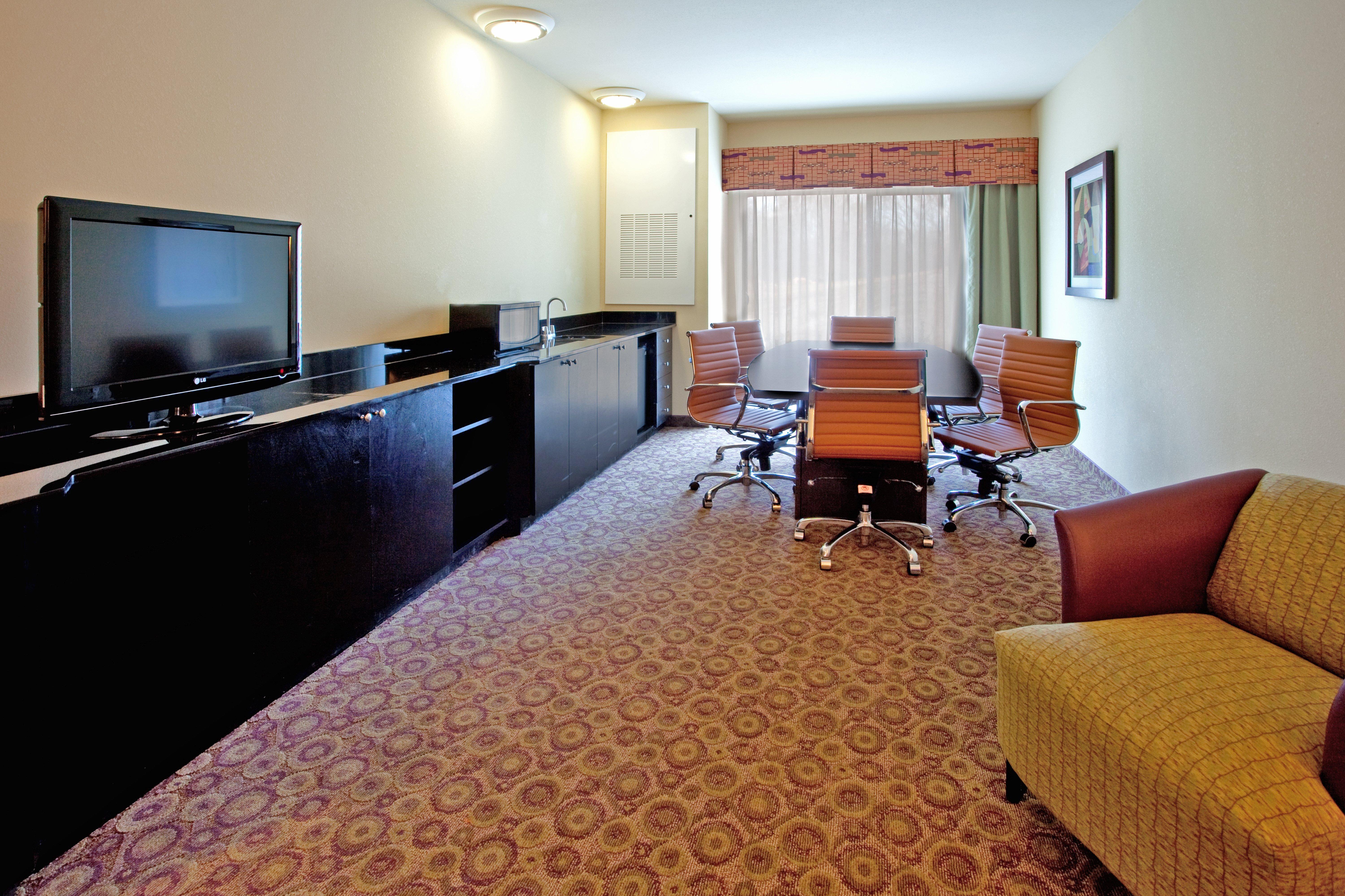 Holiday Inn Express Hotel & Suites Clemson - University Area, An Ihg Hotel Zimmer foto